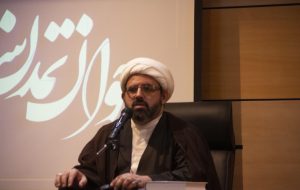 اگر مباحث معقول و ذوقی در قالب های گوناگون قرار بگیرد و به دنیا عرضه شود قطعا در مقوله جرم با کاهش بالایی روبرو خواهیم شد. اگر مباحث معقول و ذوقی در قالب های گوناگون قرار بگیرد و به دنیا عرضه شود قطعا در مقوله جرم با کاهش بالایی روبرو خواهیم شد.